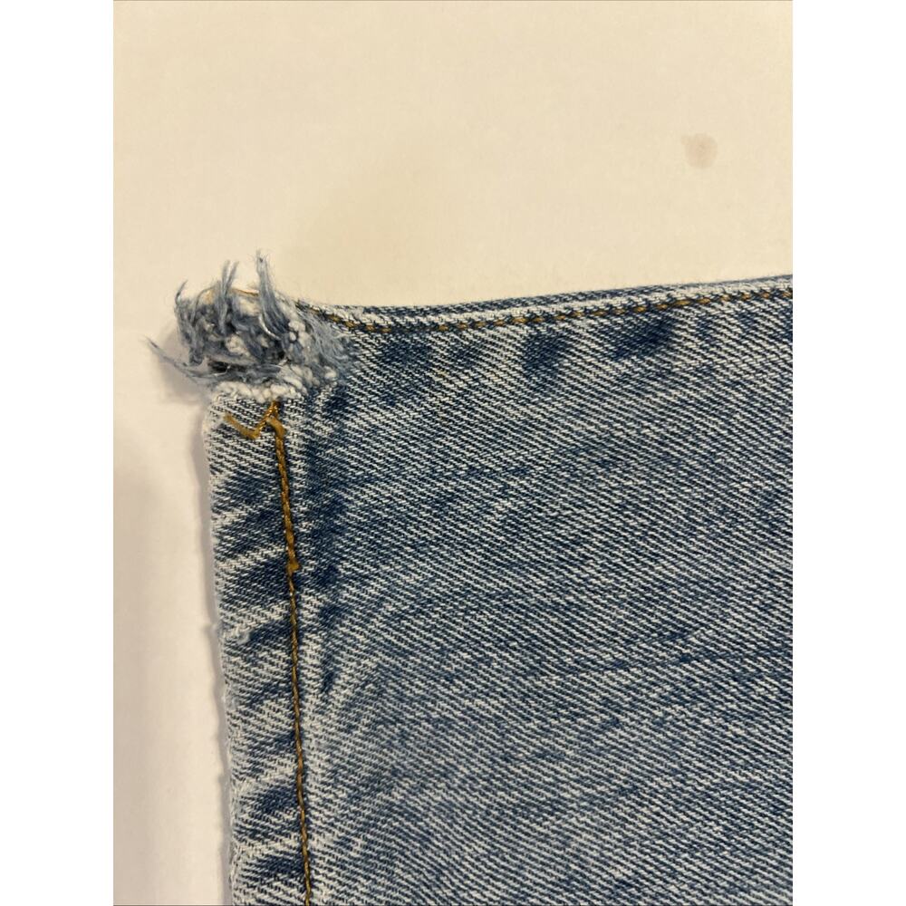 VTG Levis 501 Jeans Mens 36x32 Blue Medium Wash Straight Leg Button Fly USA - Picture 6 of 7